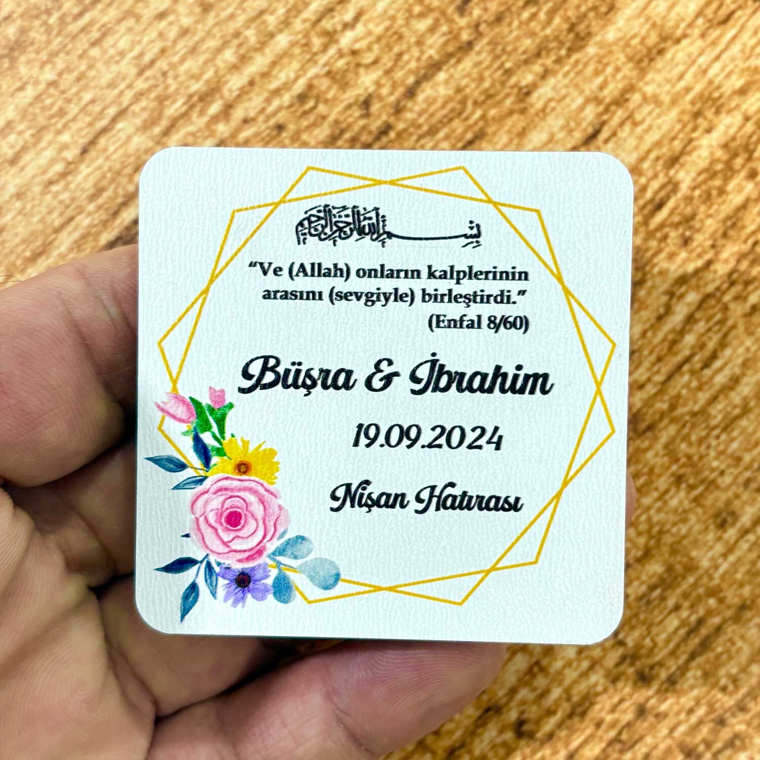 Nikah, Nişan, Düğün, Söz, Kına Hediyelik Ahşap Magnet – 50 Adet (6x6 cm)